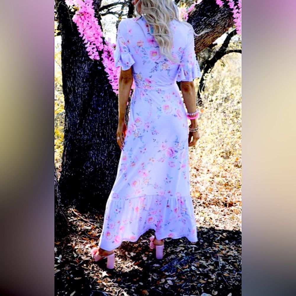 NWOT Floral Maxi Dress - Picture 2 of 4